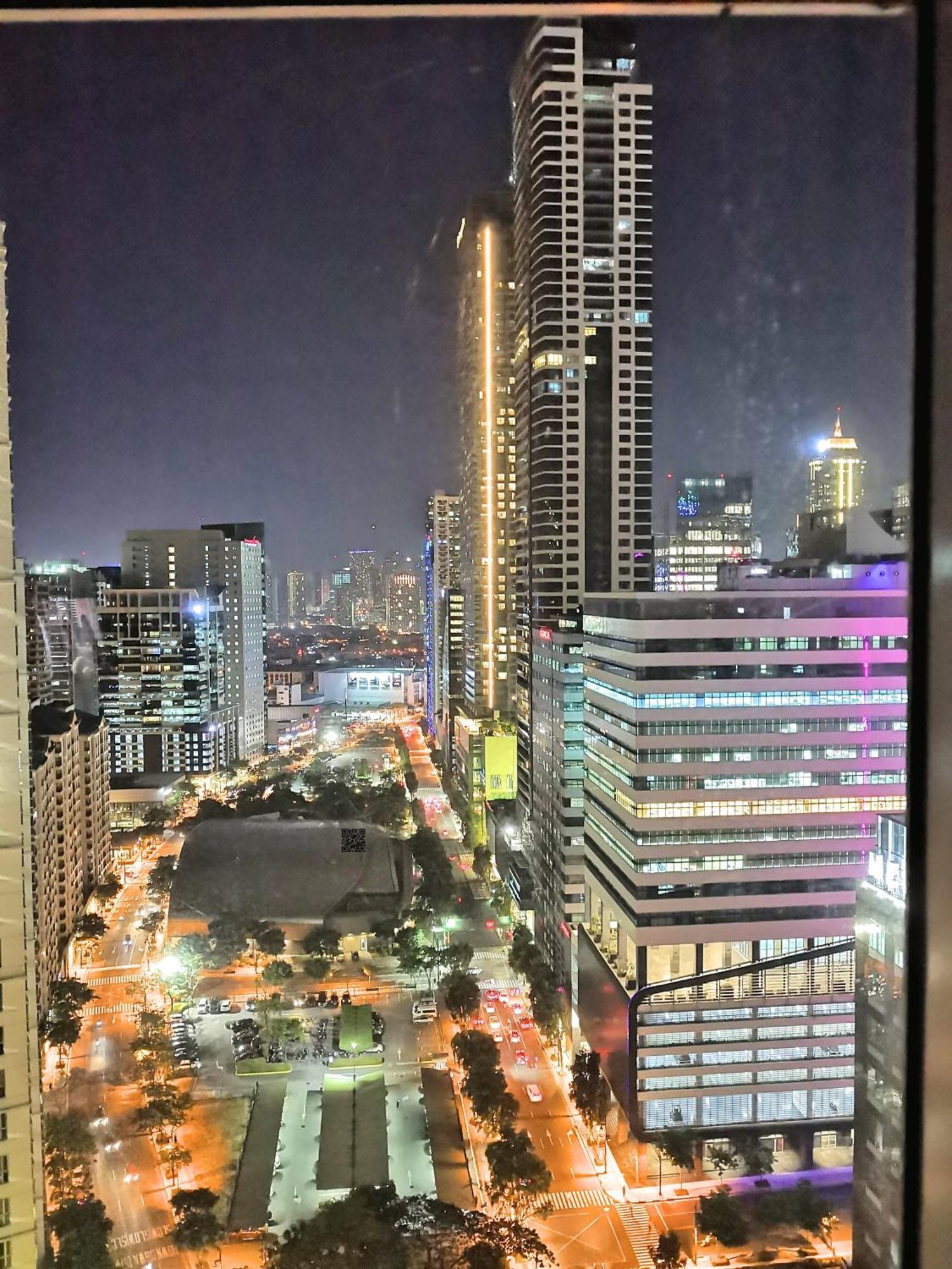 Avant Apartments At The Fort Taguig Exterior foto